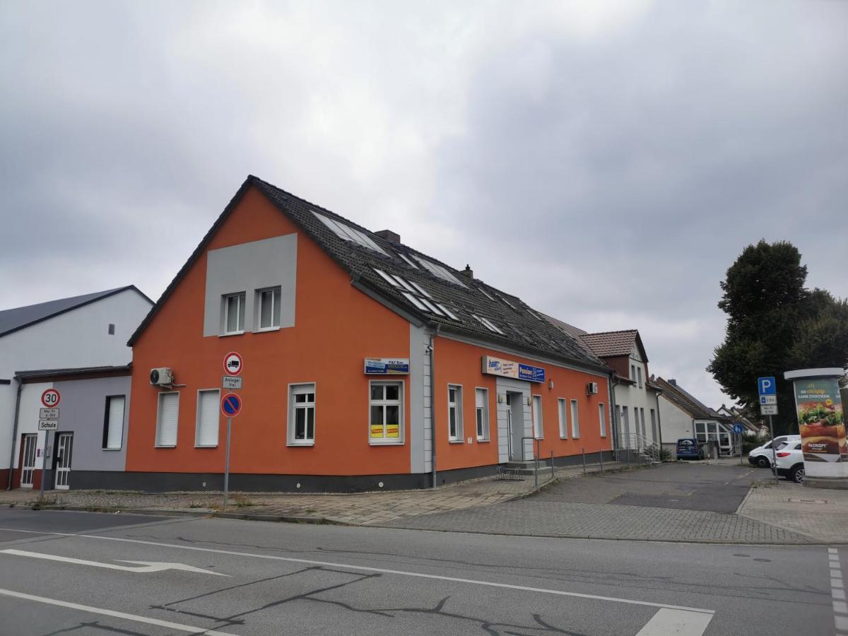 Zimmervermietung Schoenfliesser Stuben Auch Fuer Monteure Eisenhüttenstadt Εξωτερικό φωτογραφία